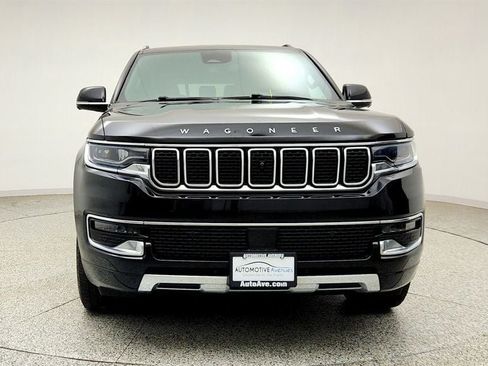 Used 2023 Jeep Wagoneer Series III w/ Convenience Group I AWD/4WD image 2