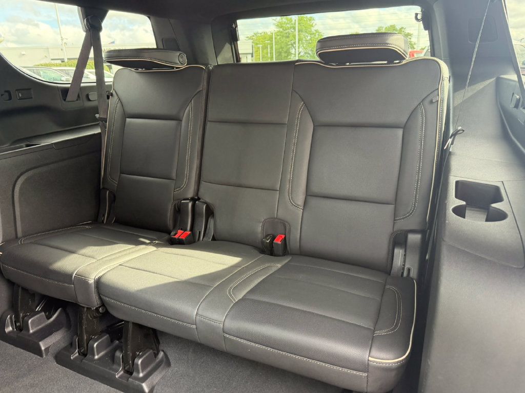 Certified 2023 GMC Yukon XL SLT AWD/4WD image 33