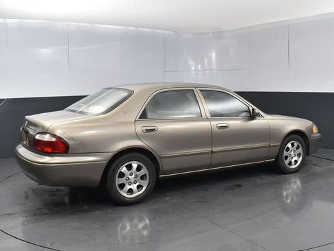 Used 2000 MAZDA 626 FWD image 3