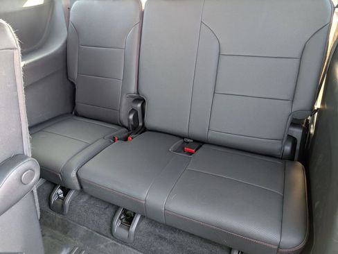 Used 2024 Chevrolet Traverse Z71 w/ Enhanced Driving Package image 18