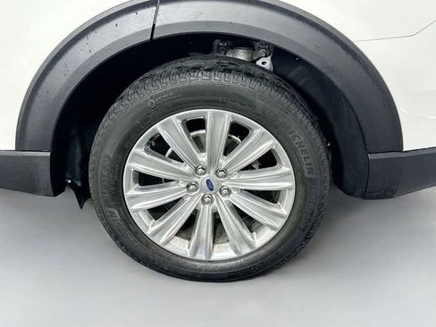 Used 2023 Ford Explorer Limited w/ Limited Technology Package image 34