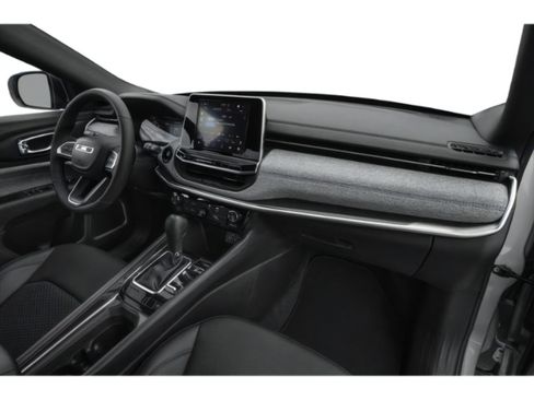 Used 2025 Jeep Compass Latitude AWD/4WD image 16