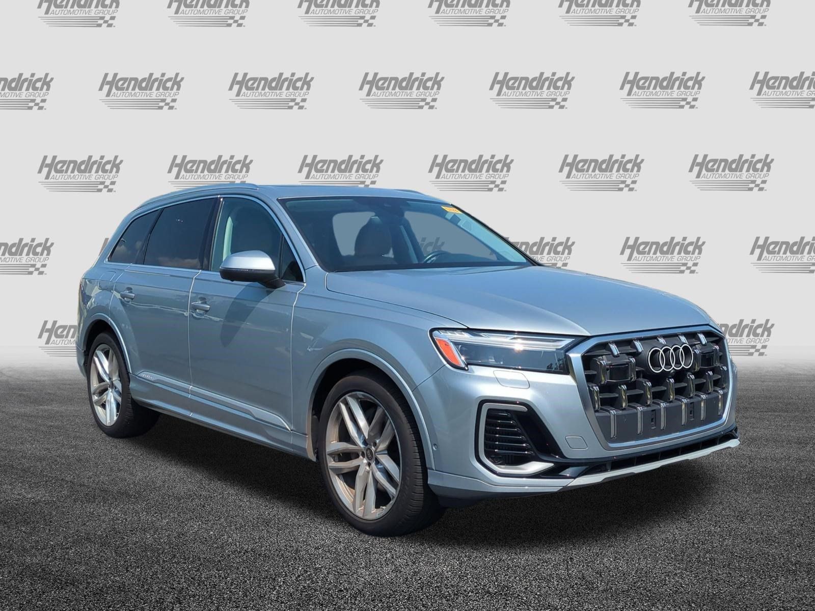 Used 2025 Audi Q7 3.0T Premium Plus w/ Premium Plus Package AWD/4WD image 2