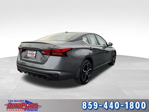 Used 2025 Nissan Altima 2.5 SR image 10
