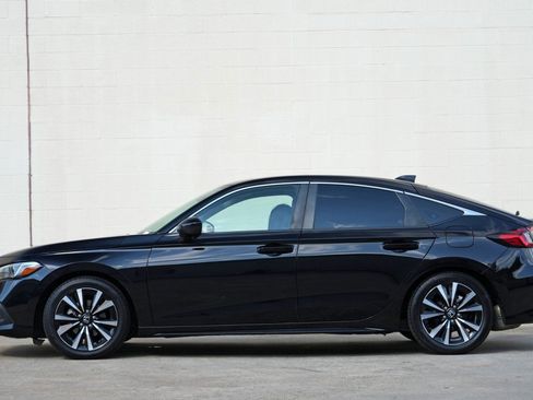 Used 2024 Honda Civic EX-L image 8