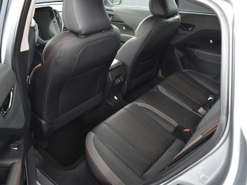 Used 2025 Subaru Crosstrek 2.5i Limited AWD/4WD image 13