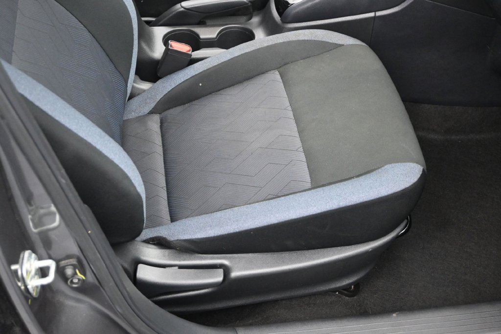Used 2024 Nissan Versa SV FWD image 11