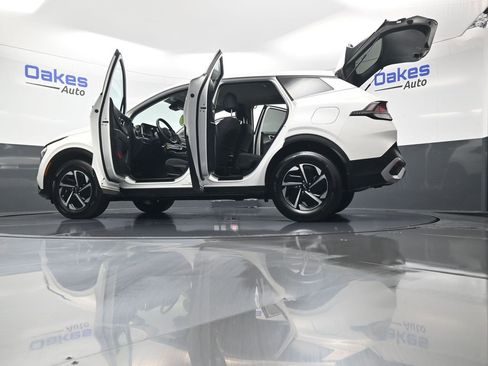 Certified 2023 Kia Sportage LX image 61