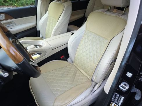 Used 2021 Mercedes-Benz GLS 450 4MATIC image 13