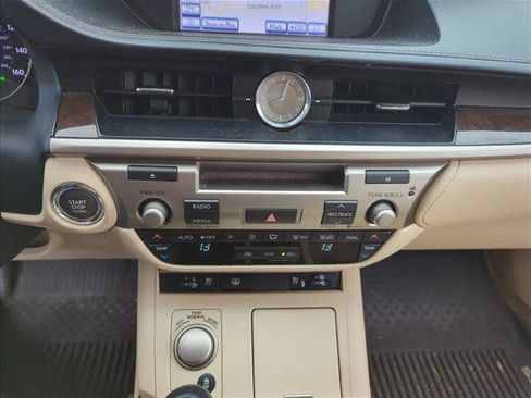 Used 2013 Lexus ES 350 image 17