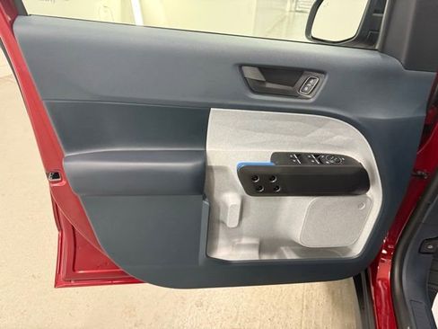 New 2025 Ford Maverick XLT w/ XLT Luxury Package image 13