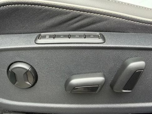 Used 2022 Volkswagen Arteon SEL AWD/4WD image 16