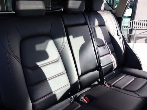 Used 2025 MAZDA CX-5 Carbon Edition image 14