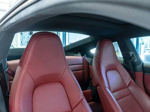 Certified 2022 Porsche 911 Carrera 4 AWD/4WD image 26