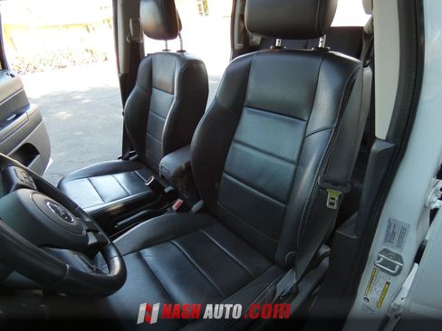 Used 2016 Jeep Patriot High Altitude FWD image 50