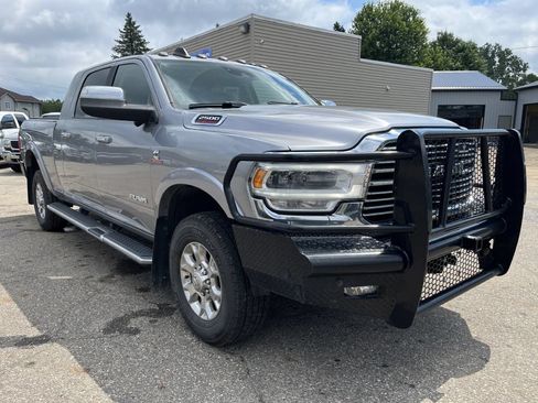 Used 2020 RAM 2500 Laramie AWD/4WD image 4