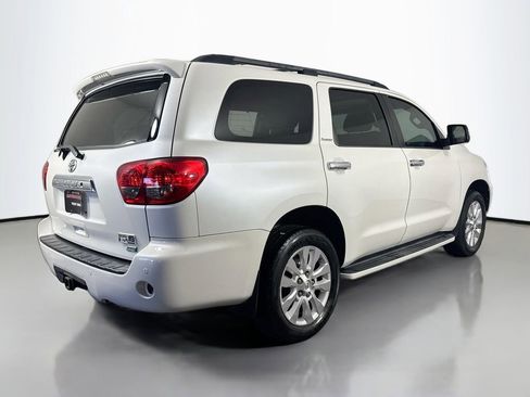 Used 2013 Toyota Sequoia Platinum image 5