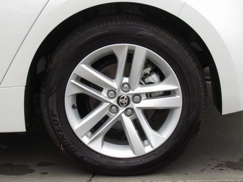 Certified 2022 Toyota Corolla SE image 30