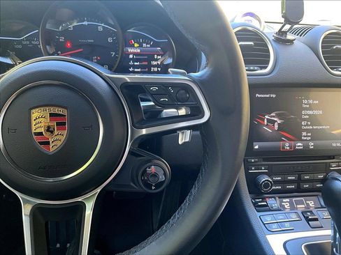 Certified 2024 Porsche 718 Boxster RWD image 22