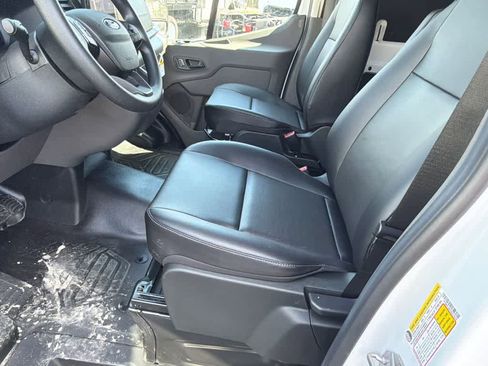 New 2026 Ford Transit 250 148 Medium Roof w/ Load Area Protection Package image 10