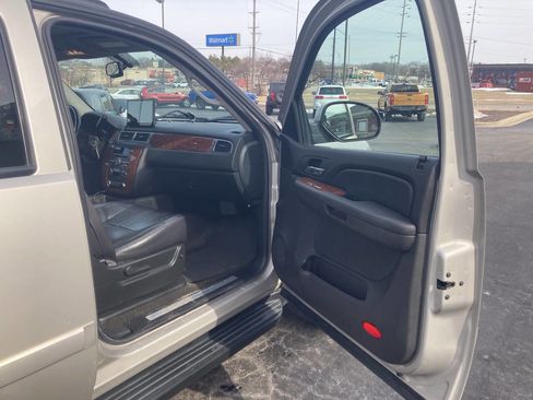 Used 2007 Chevrolet Avalanche LT w/ LT Preferred Equipment Group image 25