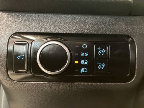 Used 2024 Ford Escape ST-Line w/ Tech Pack #1 AWD/4WD image 16