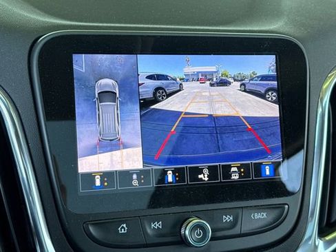 Used 2022 Chevrolet Equinox LT AWD/4WD image 27