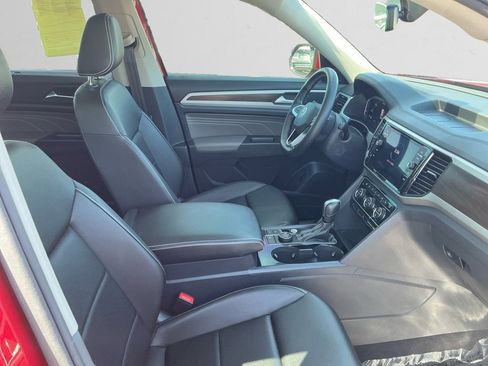 Used 2023 Volkswagen Atlas SE w/ Panoramic Sunroof Package AWD/4WD image 15