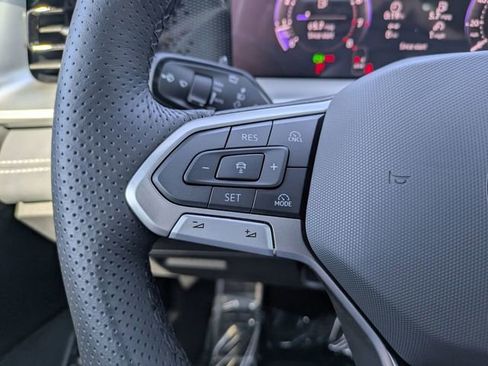 New 2026 Volkswagen Tiguan SE R-Line AWD/4WD image 27