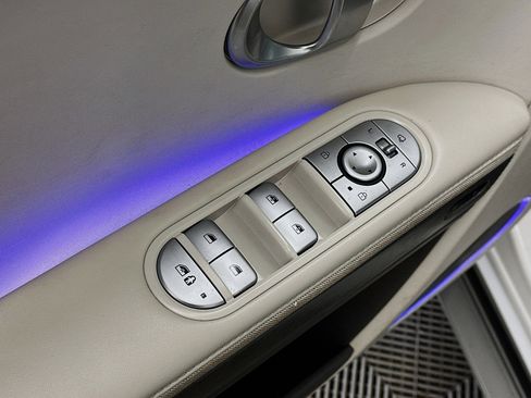 Used 2023 Hyundai Ioniq 5 Limited image 15