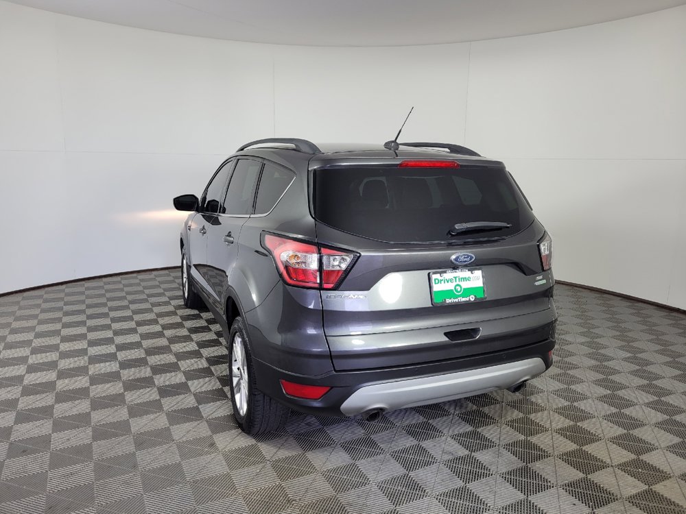 Used 2018 Ford Escape SE w/ Ford Safe & Smart Package FWD image 5
