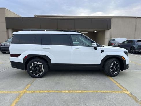 New 2026 Hyundai Santa Fe SEL FWD image 2