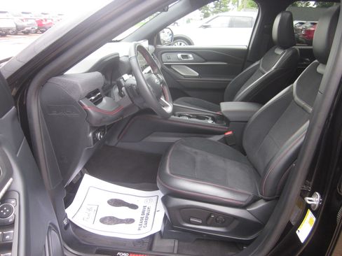 Used 2025 Ford Explorer ST w/ Sun And Sound Package AWD/4WD image 12