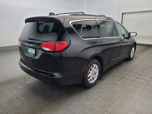 Used 2021 Chrysler Voyager Lxi FWD image 9