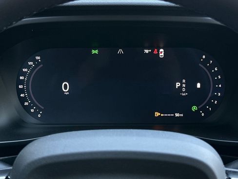 New 2026 Volvo XC40 B5 Core image 29