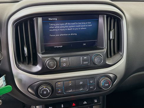 Used 2021 Chevrolet Colorado LT w/ Safety Package image 16