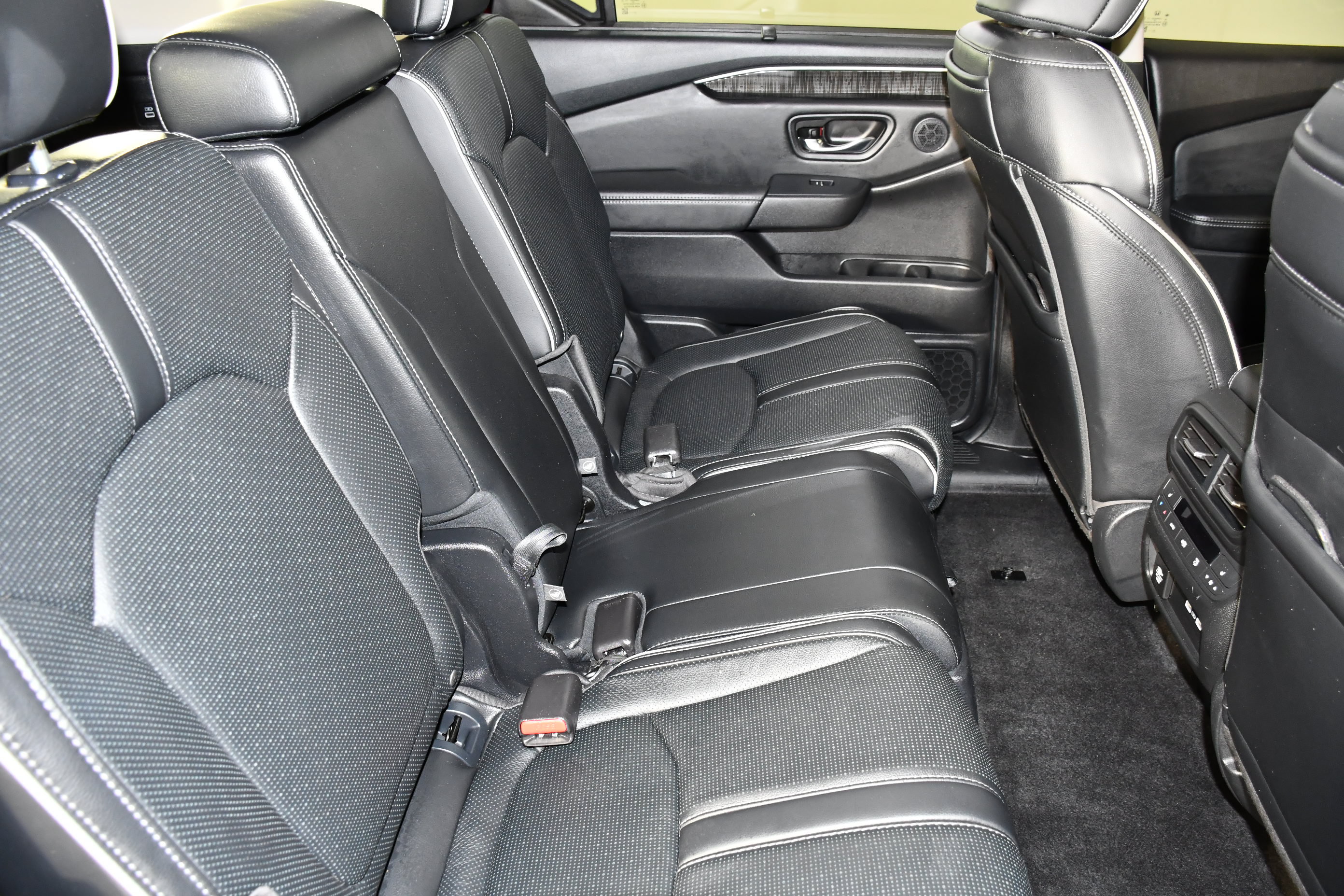 Certified 2023 Honda Pilot Elite image 47