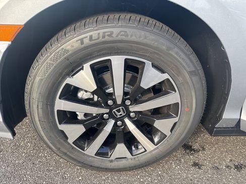 New 2026 Honda Odyssey EX-L image 11