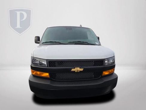 New 2025 Chevrolet Express 2500 w/ Driver Convenience Package image 12