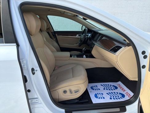 Used 2017 Genesis G80 3.8 image 12