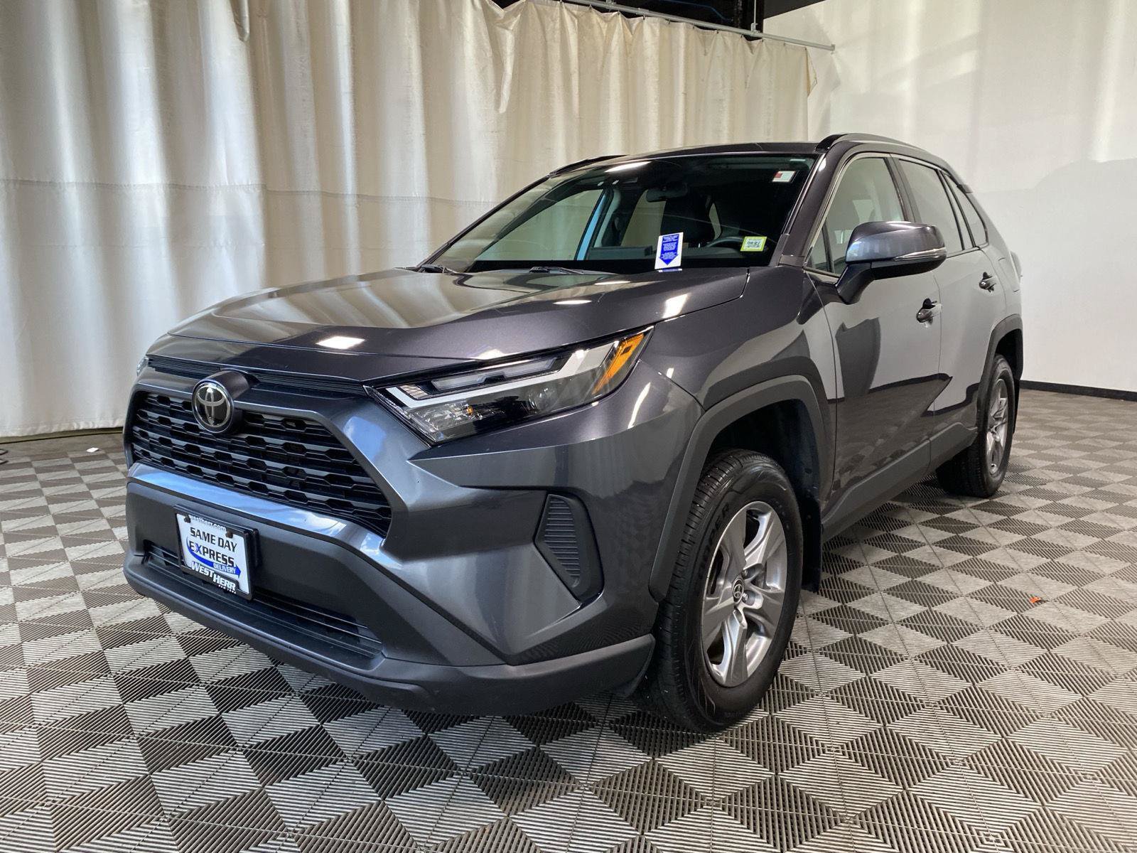 Used 2024 Toyota RAV4 XLE w/ Convenience Package AWD/4WD image 7