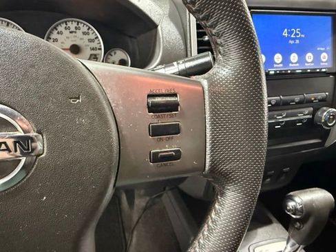Used 2012 Nissan Frontier PRO-4X AWD/4WD image 15