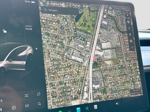 Used 2022 Tesla Model 3 Long Range image 12