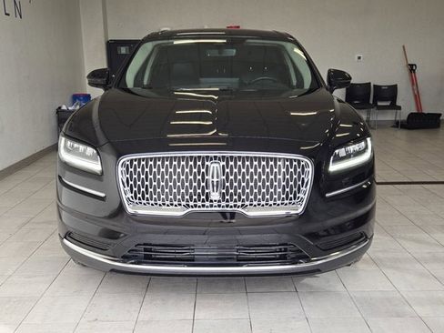 Used 2023 Lincoln Nautilus AWD w/ Premium Package image 2