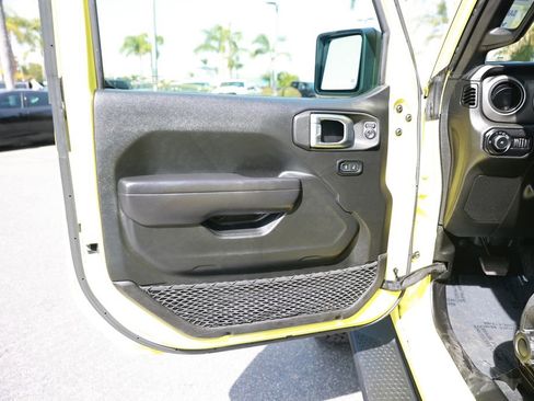 Used 2022 Jeep Wrangler Unlimited Sport AWD/4WD image 18