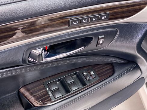 Used 2016 Lexus LS 460 image 18