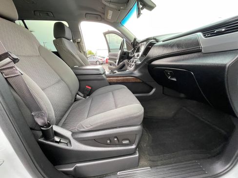 Used 2015 Chevrolet Suburban LS w/ Max Trailering Package RWD image 22