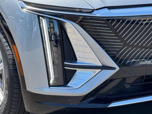 Certified 2024 Cadillac Lyriq Tech RWD image 44