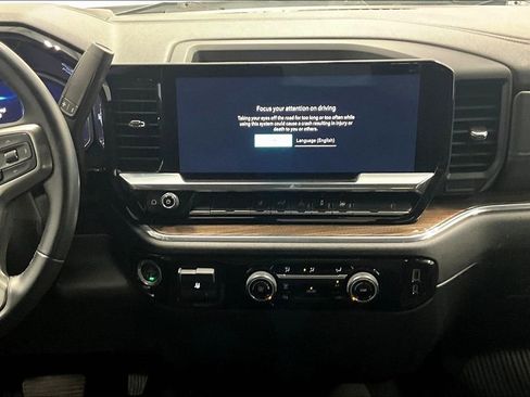 Used 2024 Chevrolet Silverado 2500 LT image 8