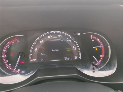 Used 2023 Toyota RAV4 XLE Premium image 11